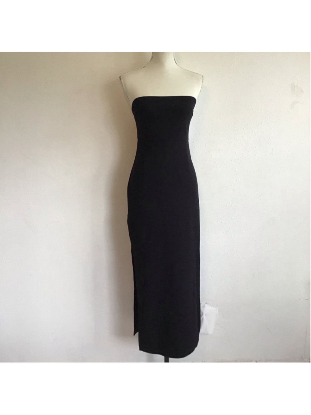 NWT- JLCNCUE Women's Elegant Sexy Strapless Black Midi Dress Size M